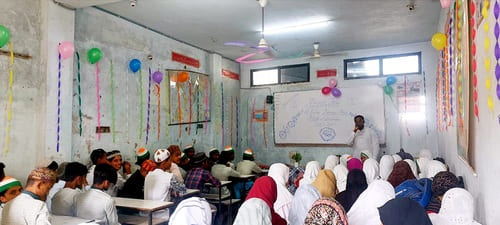 New Buildind And Students