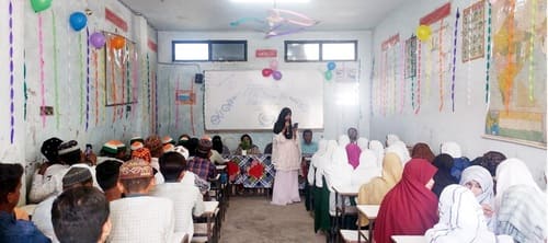 New Buildind And Students